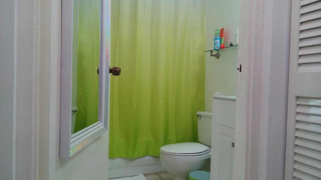 Hylton New Kingston Apartment Room photo