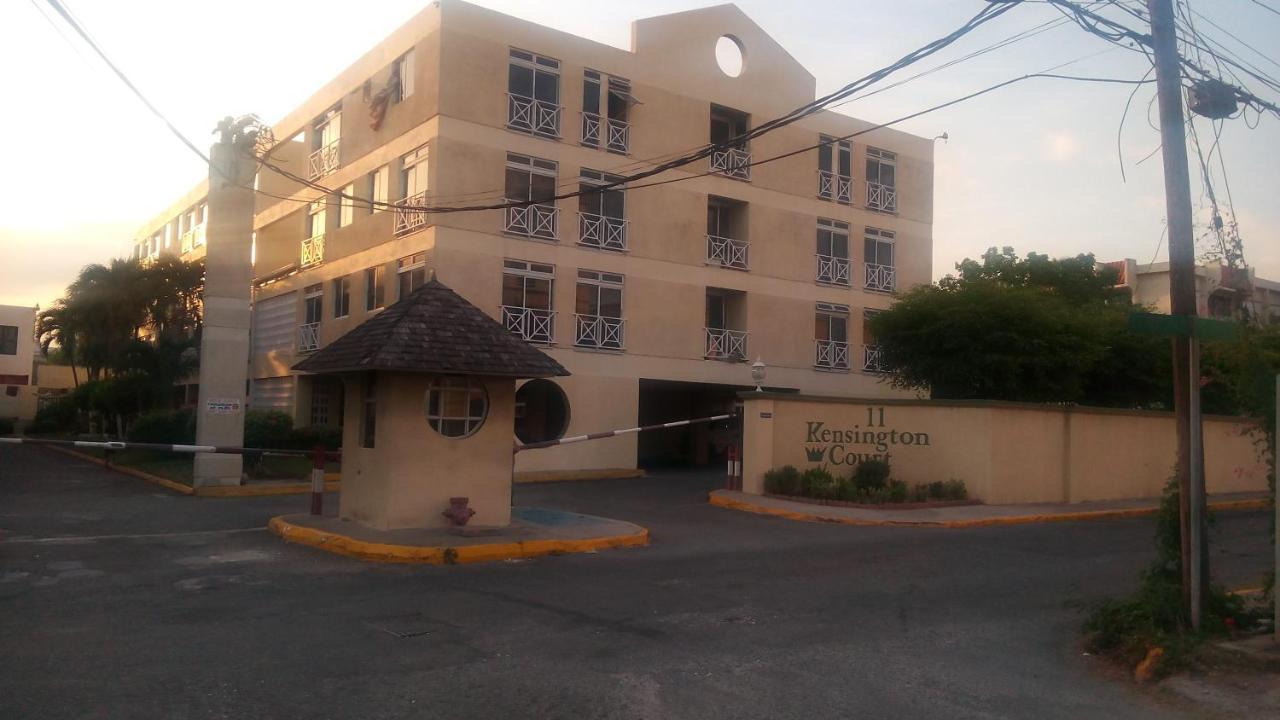 Hylton New Kingston Apartment Exterior photo